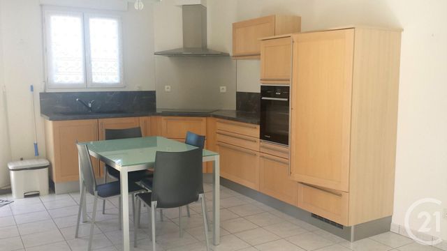 maison à louer - 5 pièces - 104.0 m2 - AUTECHAUX ROIDE - 25 - FRANCHE-COMTE - Century 21 Agence De La Gare