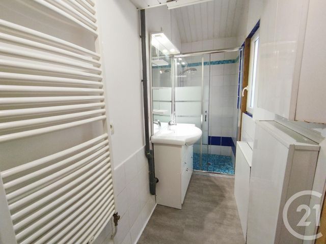 Appartement F2 à louer - 2 pièces - 42.15 m2 - SELONCOURT - 25 - FRANCHE-COMTE - Century 21 Agence De La Gare
