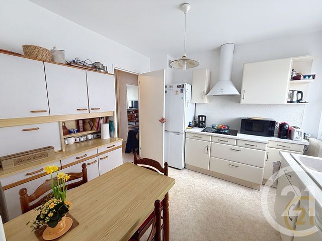Appartement F3 à vendre - 3 pièces - 64.9 m2 - MONTBELIARD - 25 - FRANCHE-COMTE - Century 21 Agence De La Gare