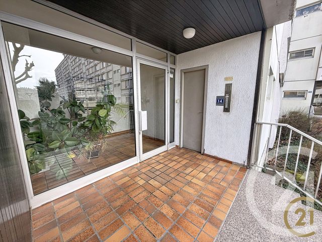 Appartement F3 à vendre - 3 pièces - 64.9 m2 - MONTBELIARD - 25 - FRANCHE-COMTE - Century 21 Agence De La Gare