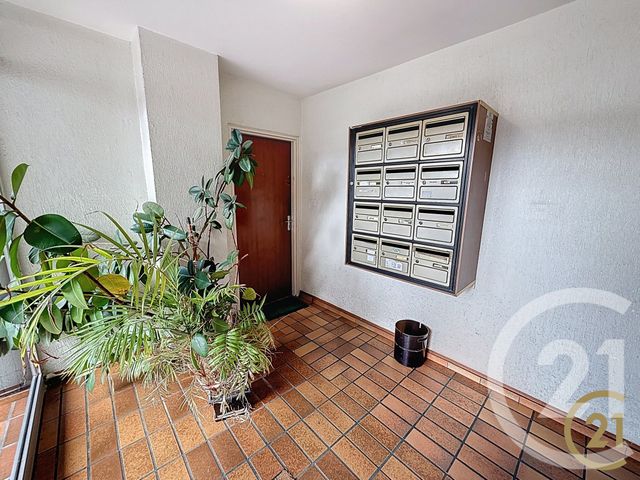 Appartement F3 à vendre - 3 pièces - 64.9 m2 - MONTBELIARD - 25 - FRANCHE-COMTE - Century 21 Agence De La Gare
