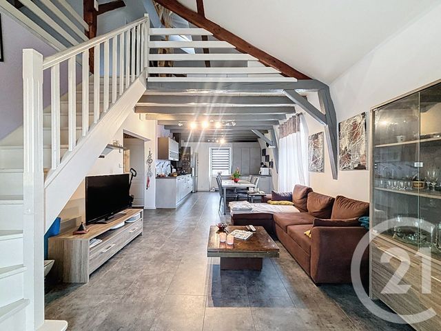 Appartement F5 à vendre - 5 pièces - 81.45 m2 - SELONCOURT - 25 - FRANCHE-COMTE - Century 21 Agence De La Gare