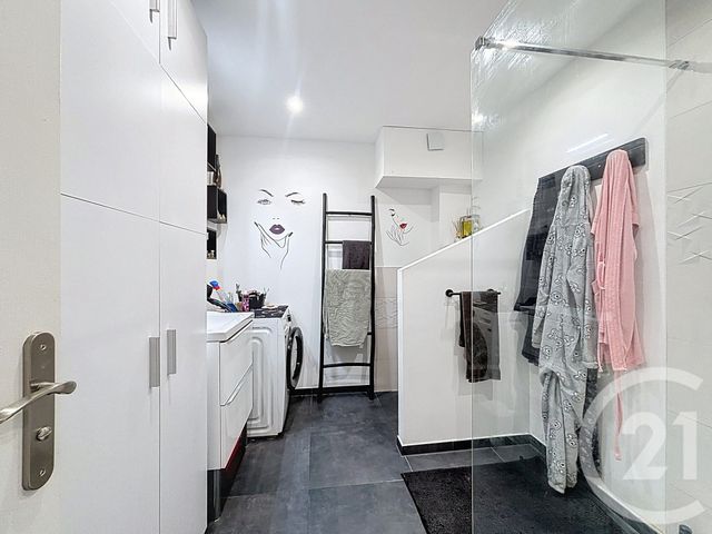 Appartement F5 à vendre - 5 pièces - 81.45 m2 - SELONCOURT - 25 - FRANCHE-COMTE - Century 21 Agence De La Gare