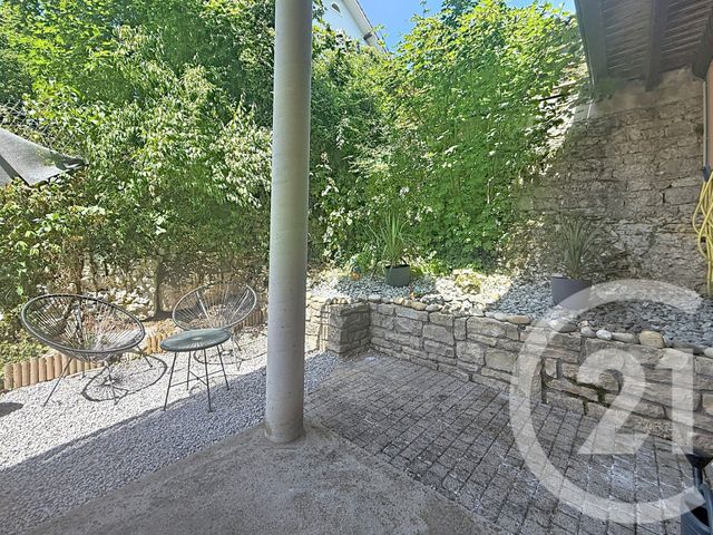 Appartement F5 à vendre - 5 pièces - 81.45 m2 - SELONCOURT - 25 - FRANCHE-COMTE - Century 21 Agence De La Gare