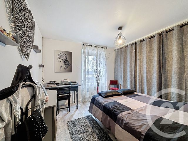 Appartement F5 à vendre - 5 pièces - 81.45 m2 - SELONCOURT - 25 - FRANCHE-COMTE - Century 21 Agence De La Gare