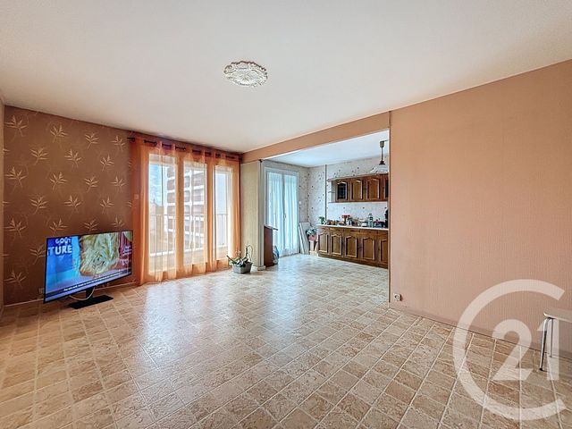 Appartement F5 à vendre - 5 pièces - 87.19 m2 - SOCHAUX - 25 - FRANCHE-COMTE - Century 21 Agence De La Gare