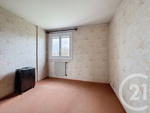 Appartement F5 à vendre - 5 pièces - 87.19 m2 - SOCHAUX - 25 - FRANCHE-COMTE - Century 21 Agence De La Gare