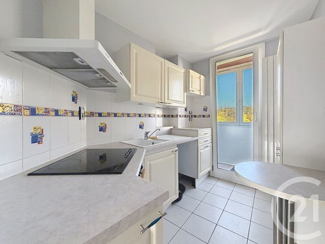 Appartement à vendre - 4 pièces - 65.35 m2 - MONTBELIARD - 25 - FRANCHE-COMTE - Century 21 Agence De La Gare