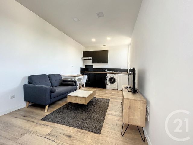 Appartement F1 à louer - 1 pièce - 30.0 m2 - MONTBELIARD - 25 - FRANCHE-COMTE - Century 21 Agence De La Gare