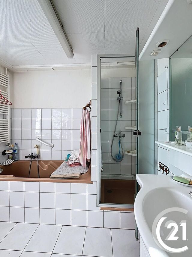 maison à vendre - 7 pièces - 104.98 m2 - MONTBELIARD - 25 - FRANCHE-COMTE - Century 21 Agence De La Gare