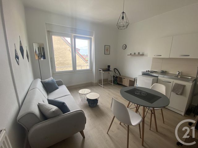 Appartement Chambre à louer - 1 pièce - 18.0 m2 - SOCHAUX - 25 - FRANCHE-COMTE - Century 21 Agence De La Gare