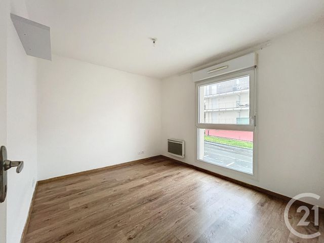 Appartement F4 à louer - 4 pièces - 75.0 m2 - MONTBELIARD - 25 - FRANCHE-COMTE - Century 21 Agence De La Gare