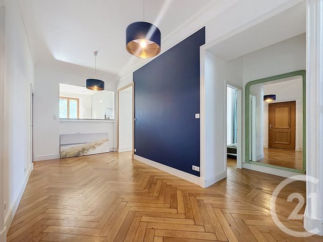 Appartement F6 à vendre - 6 pièces - 133.45 m2 - SOCHAUX - 25 - FRANCHE-COMTE - Century 21 Agence De La Gare