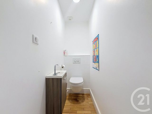 Appartement F6 à vendre - 6 pièces - 133.45 m2 - SOCHAUX - 25 - FRANCHE-COMTE - Century 21 Agence De La Gare