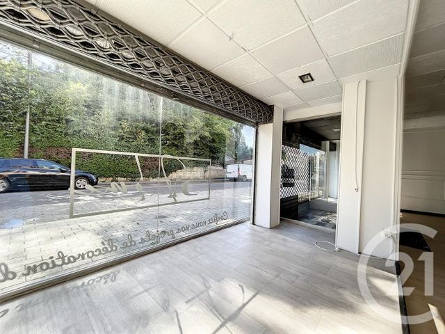 Appartement Local à louer - 3 pièces - 127.0 m2 - AUDINCOURT - 25 - FRANCHE-COMTE - Century 21 Agence De La Gare