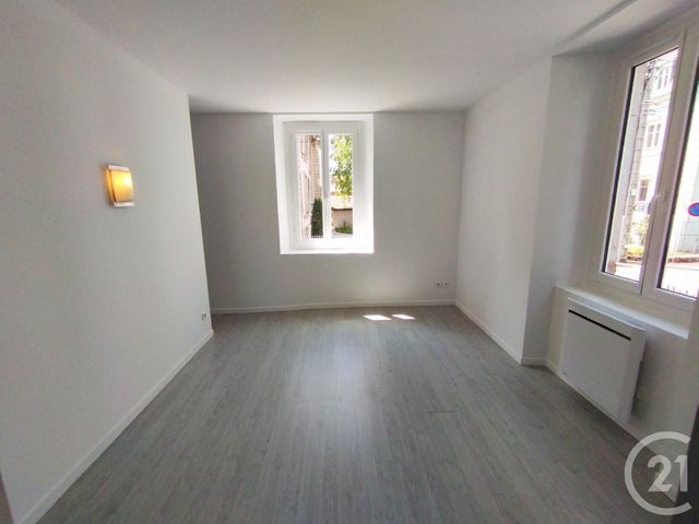 Appartement F2 à louer - 2 pièces - 47.0 m2 - MONTBELIARD - 25 - FRANCHE-COMTE - Century 21 Agence De La Gare