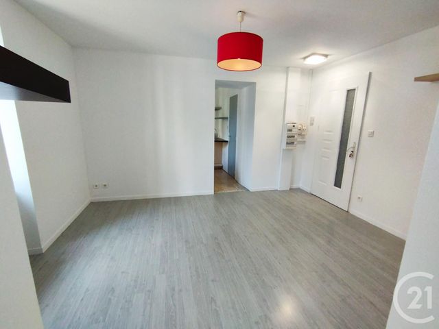 Appartement F2 à louer - 2 pièces - 47.0 m2 - MONTBELIARD - 25 - FRANCHE-COMTE - Century 21 Agence De La Gare