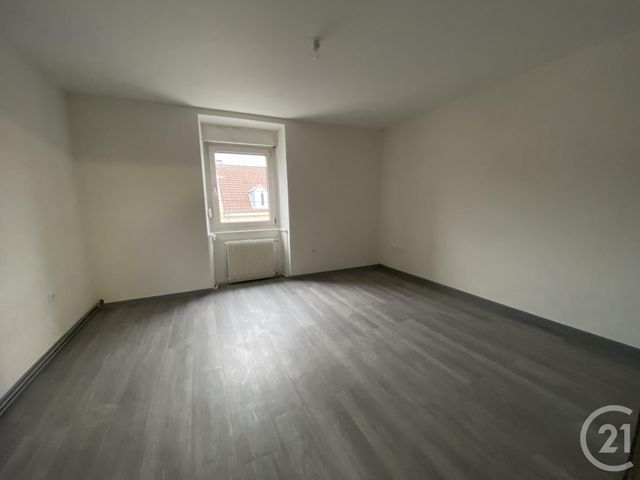 Appartement F3 à louer - 4 pièces - 78.0 m2 - STE SUZANNE - 25 - FRANCHE-COMTE - Century 21 Agence De La Gare