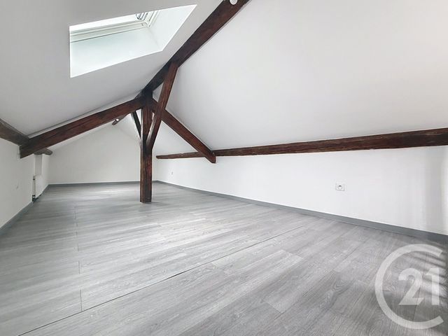 Appartement F3 à louer - 4 pièces - 78.0 m2 - STE SUZANNE - 25 - FRANCHE-COMTE - Century 21 Agence De La Gare