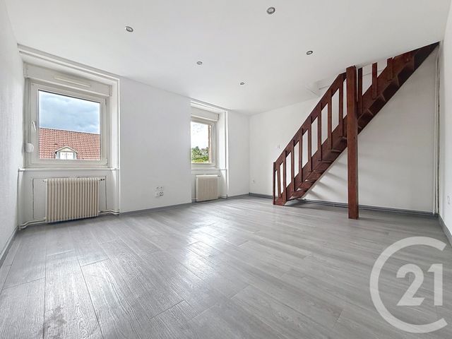 Appartement F3 à louer STE SUZANNE