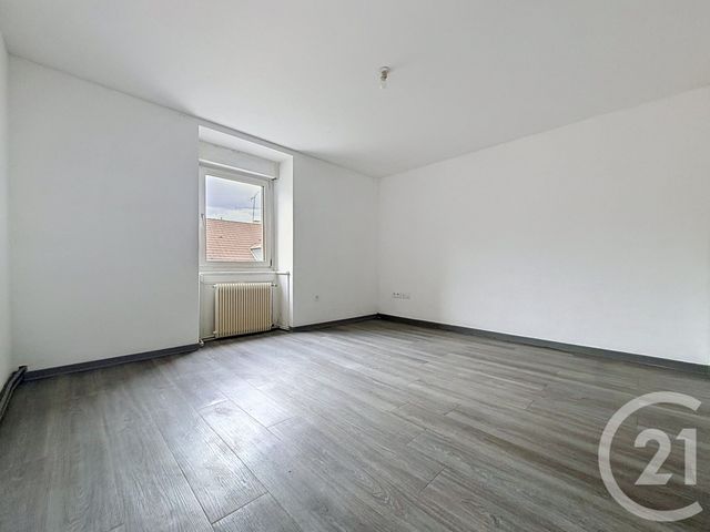 Appartement F3 à louer - 4 pièces - 78.0 m2 - STE SUZANNE - 25 - FRANCHE-COMTE - Century 21 Agence De La Gare