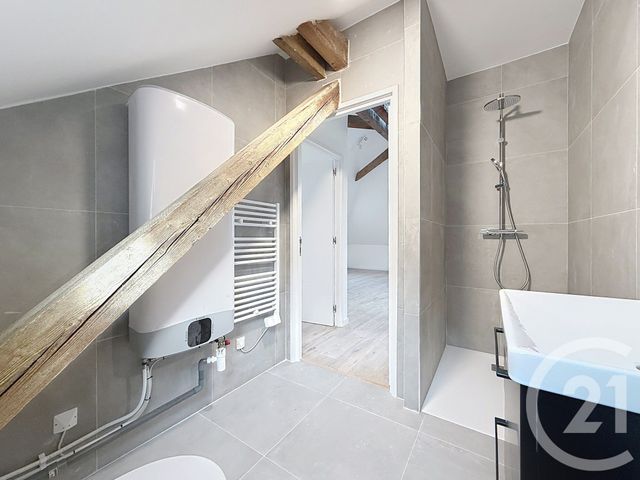 Appartement F3 à louer - 3 pièces - 70.0 m2 - HERIMONCOURT - 25 - FRANCHE-COMTE - Century 21 Agence De La Gare