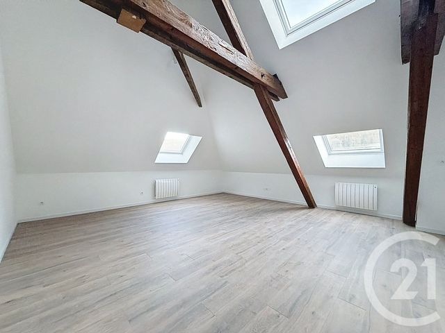 Appartement F3 à louer - 3 pièces - 70.0 m2 - HERIMONCOURT - 25 - FRANCHE-COMTE - Century 21 Agence De La Gare