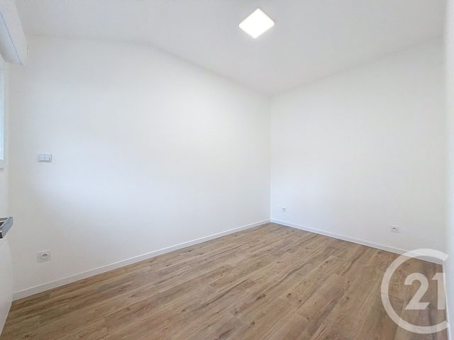 Appartement F3 à louer - 3 pièces - 48.5 m2 - HERIMONCOURT - 25 - FRANCHE-COMTE - Century 21 Agence De La Gare