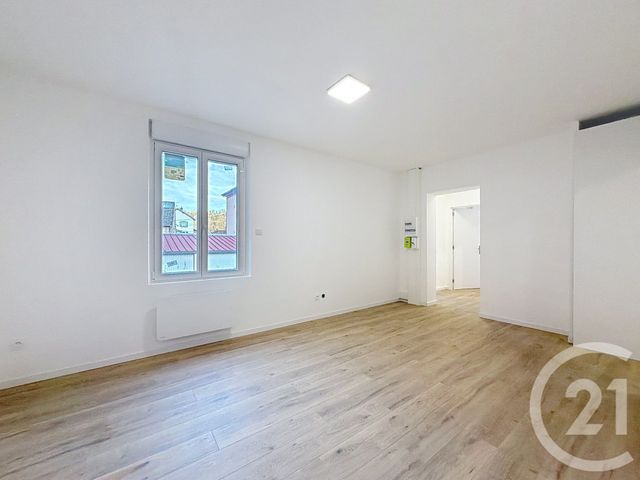 Appartement F3 à louer - 3 pièces - 48.5 m2 - HERIMONCOURT - 25 - FRANCHE-COMTE - Century 21 Agence De La Gare