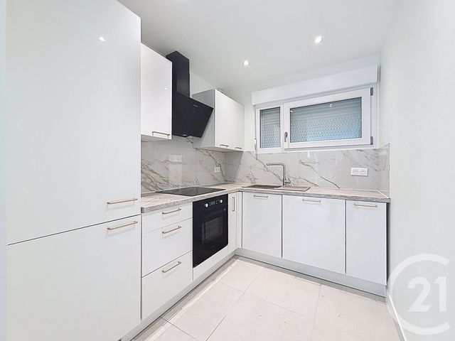 maison à louer - 3 pièces - 80.93 m2 - GRAND CHARMONT - 25 - FRANCHE-COMTE - Century 21 Agence De La Gare