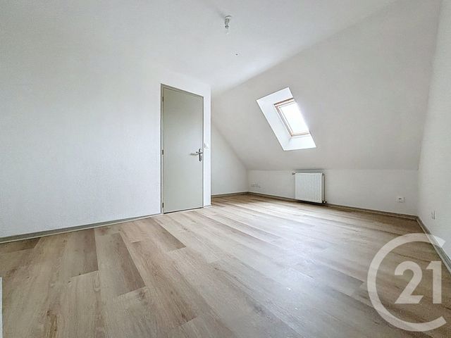 Appartement F4 à louer - 4 pièces - 114.0 m2 - HERICOURT - 70 - FRANCHE-COMTE - Century 21 Agence De La Gare