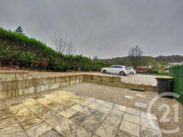 Appartement F3 à louer - 3 pièces - 75.0 m2 - CHAMPEY - 70 - FRANCHE-COMTE - Century 21 Agence De La Gare