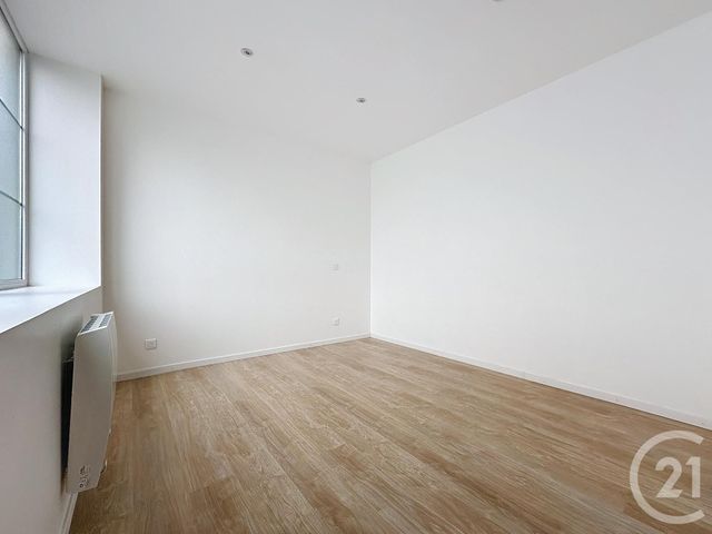 Appartement F3 à louer - 3 pièces - 58.0 m2 - BELFORT - 90 - FRANCHE-COMTE - Century 21 Agence De La Gare