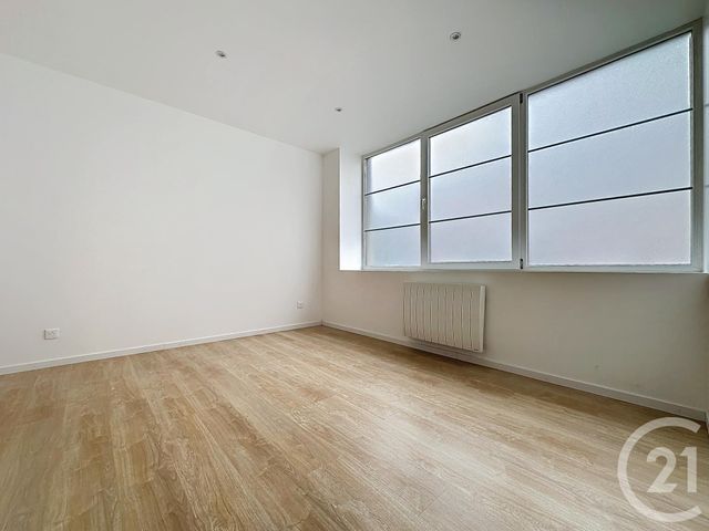 Appartement F3 à louer - 3 pièces - 58.0 m2 - BELFORT - 90 - FRANCHE-COMTE - Century 21 Agence De La Gare