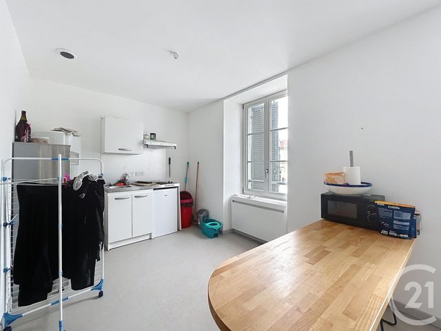 Appartement F2 à louer - 2 pièces - 48.0 m2 - MONTBELIARD - 25 - FRANCHE-COMTE - Century 21 Agence De La Gare