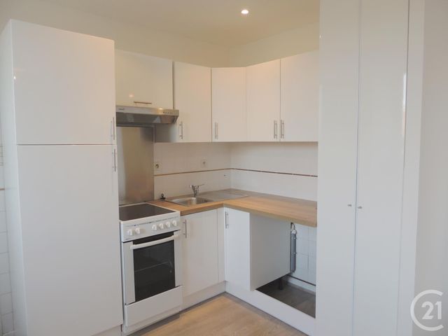 Appartement F2 à louer - 3 pièces - 40.98 m2 - COUTHENANS - 70 - FRANCHE-COMTE - Century 21 Agence De La Gare