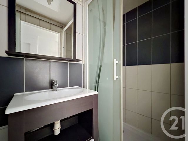 Appartement Studio à louer - 1 pièce - 17.0 m2 - MONTBELIARD - 25 - FRANCHE-COMTE - Century 21 Agence De La Gare
