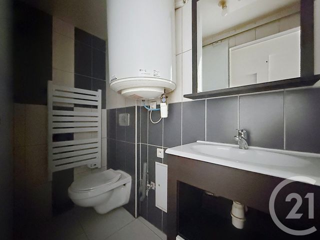 Appartement Studio à louer - 1 pièce - 17.0 m2 - MONTBELIARD - 25 - FRANCHE-COMTE - Century 21 Agence De La Gare