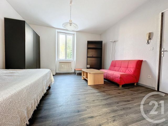 Appartement F1 à louer - 1 pièce - 30.0 m2 - COLOMBIER FONTAINE - 25 - FRANCHE-COMTE - Century 21 Agence De La Gare