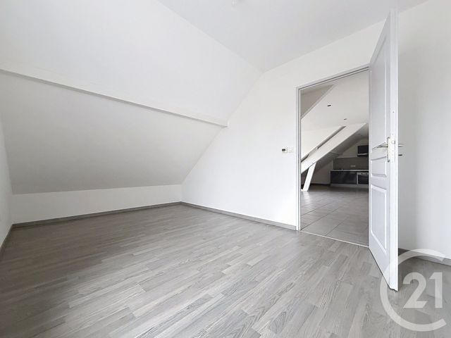 Appartement F2 bis à louer - 2 pièces - 56.0 m2 - MONTBELIARD - 25 - FRANCHE-COMTE - Century 21 Agence De La Gare
