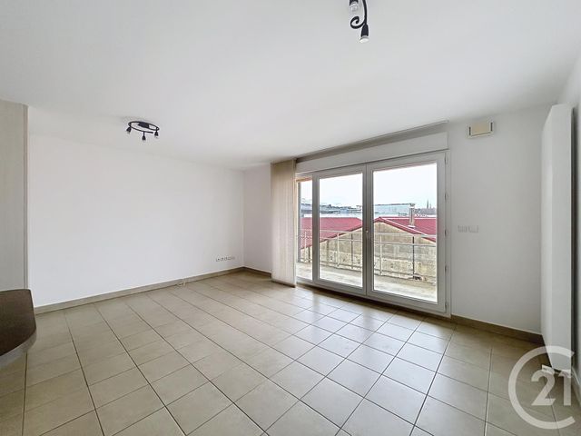 Appartement F2 à louer - 2 pièces - 49.66 m2 - MONTBELIARD - 25 - FRANCHE-COMTE - Century 21 Agence De La Gare