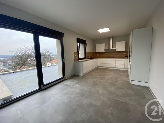 Appartement F5 à louer - 5 pièces - 120.0 m2 - ETUPES - 25 - FRANCHE-COMTE - Century 21 Agence De La Gare