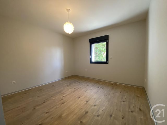 Appartement F5 à louer - 5 pièces - 120.0 m2 - ETUPES - 25 - FRANCHE-COMTE - Century 21 Agence De La Gare