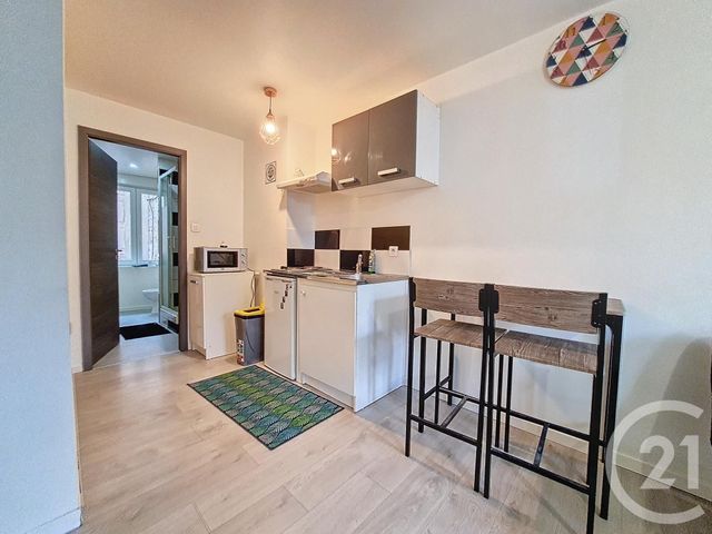 Appartement F1 à louer - 1 pièce - 25.63 m2 - MONTBELIARD - 25 - FRANCHE-COMTE - Century 21 Agence De La Gare