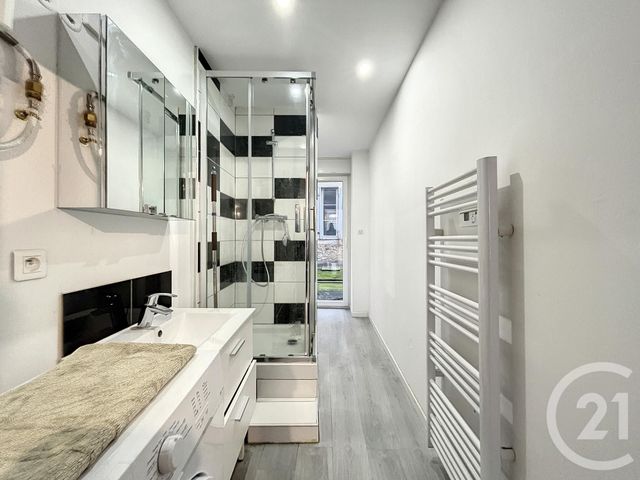 Appartement T2 à louer - 2 pièces - 40.1 m2 - MONTBELIARD - 25 - FRANCHE-COMTE - Century 21 Agence De La Gare