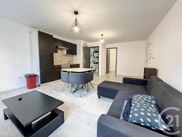 Appartement T2 à louer - 2 pièces - 40.1 m2 - MONTBELIARD - 25 - FRANCHE-COMTE - Century 21 Agence De La Gare