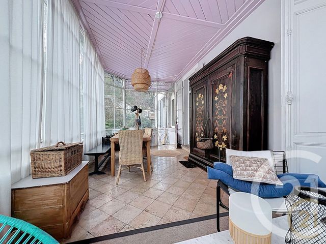 Appartement F5 à vendre - 5 pièces - 170.9 m2 - VALENTIGNEY - 25 - FRANCHE-COMTE - Century 21 Agence De La Gare