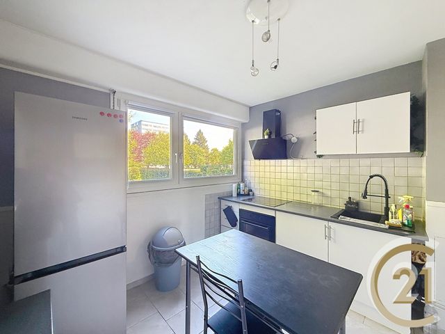 Appartement F5 à vendre - 5 pièces - 90.0 m2 - MONTBELIARD - 25 - FRANCHE-COMTE - Century 21 Agence De La Gare