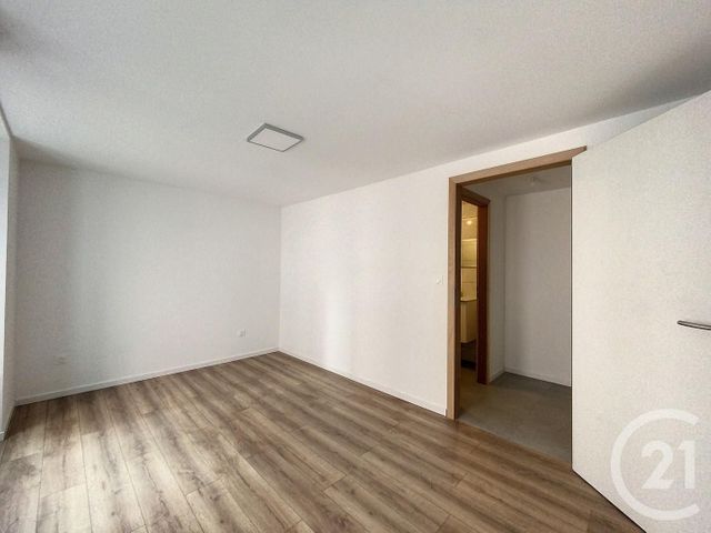 Appartement F2 à louer - 2 pièces - 55.0 m2 - MONTBELIARD - 25 - FRANCHE-COMTE - Century 21 Agence De La Gare