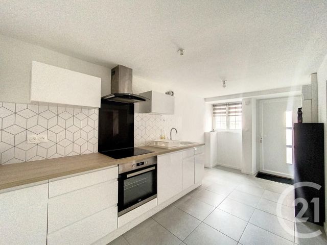 Appartement F2 à louer - 2 pièces - 55.0 m2 - MONTBELIARD - 25 - FRANCHE-COMTE - Century 21 Agence De La Gare